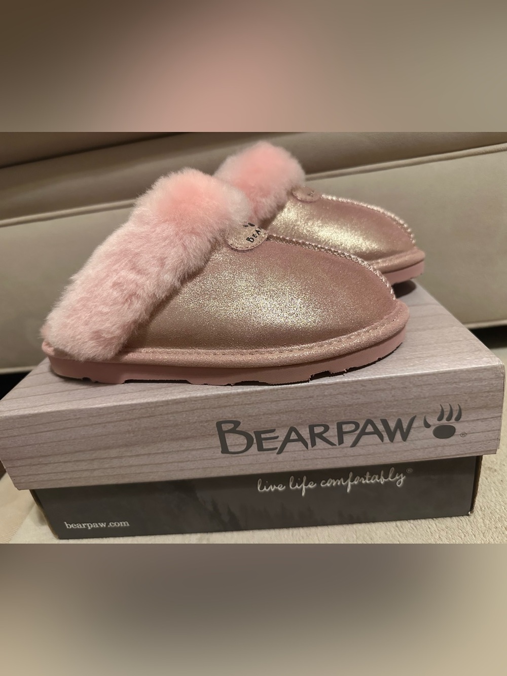 NWT! BearPaw Women’s Loki Slipper Pink Glitter 7
